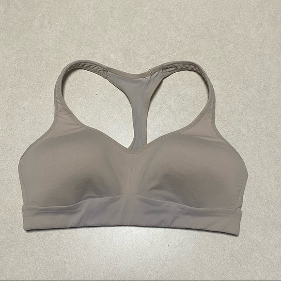 🍋 Lululemon Padded Razor Back Sports Bra - Picture 5 of 7